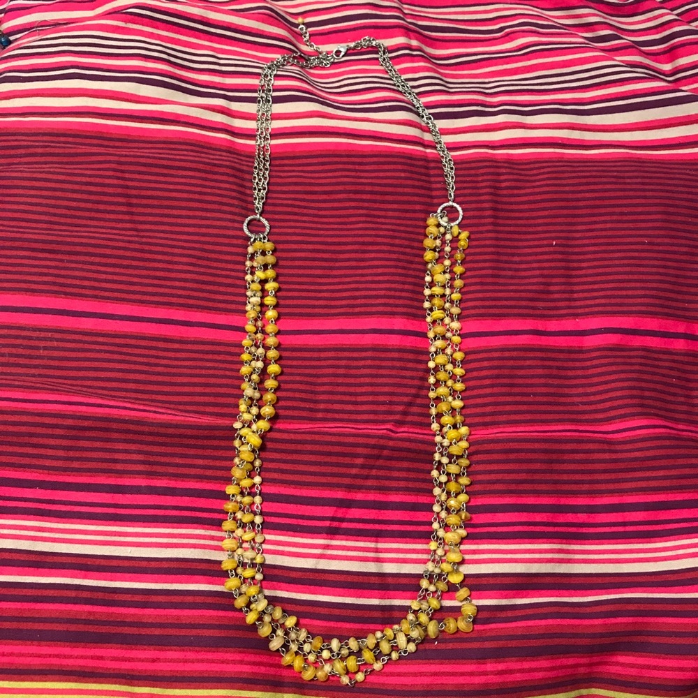 Long necklace with yellow beads