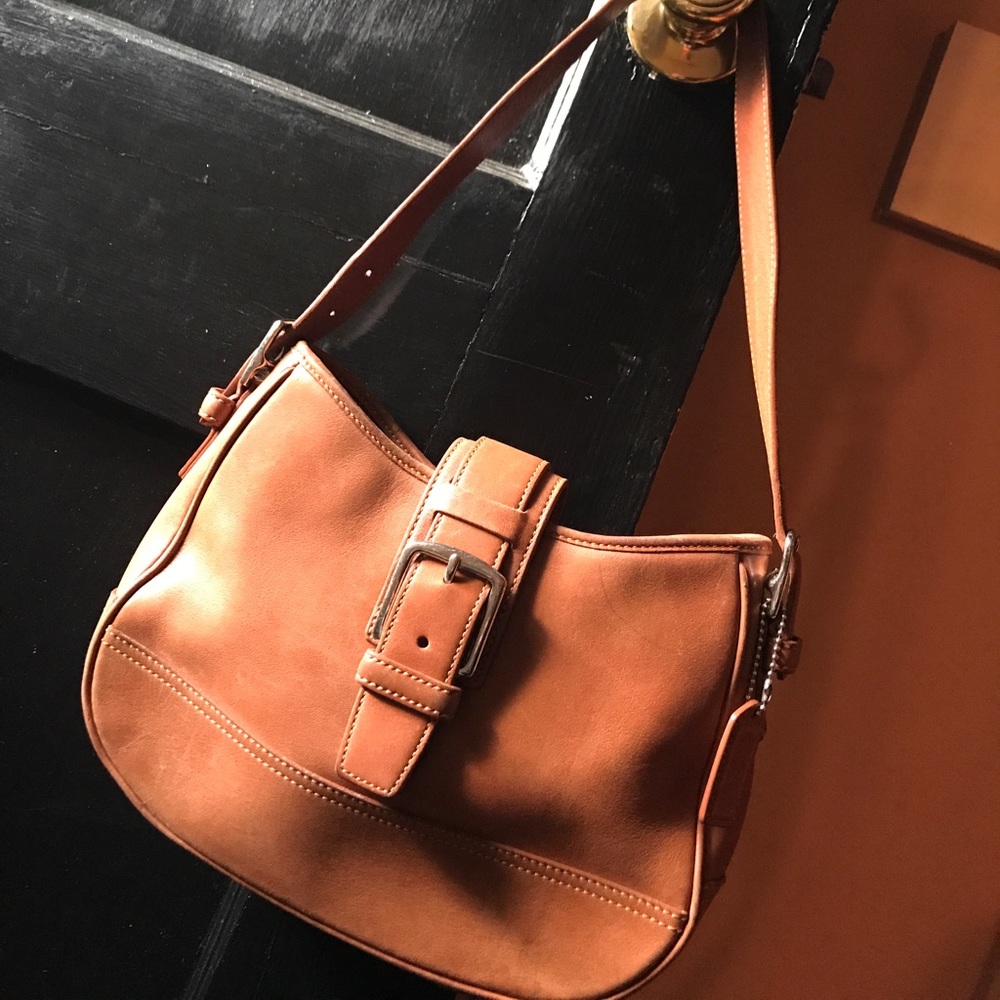 🐫VINTAGE Coach Tan Leather Small Satchel!!!
