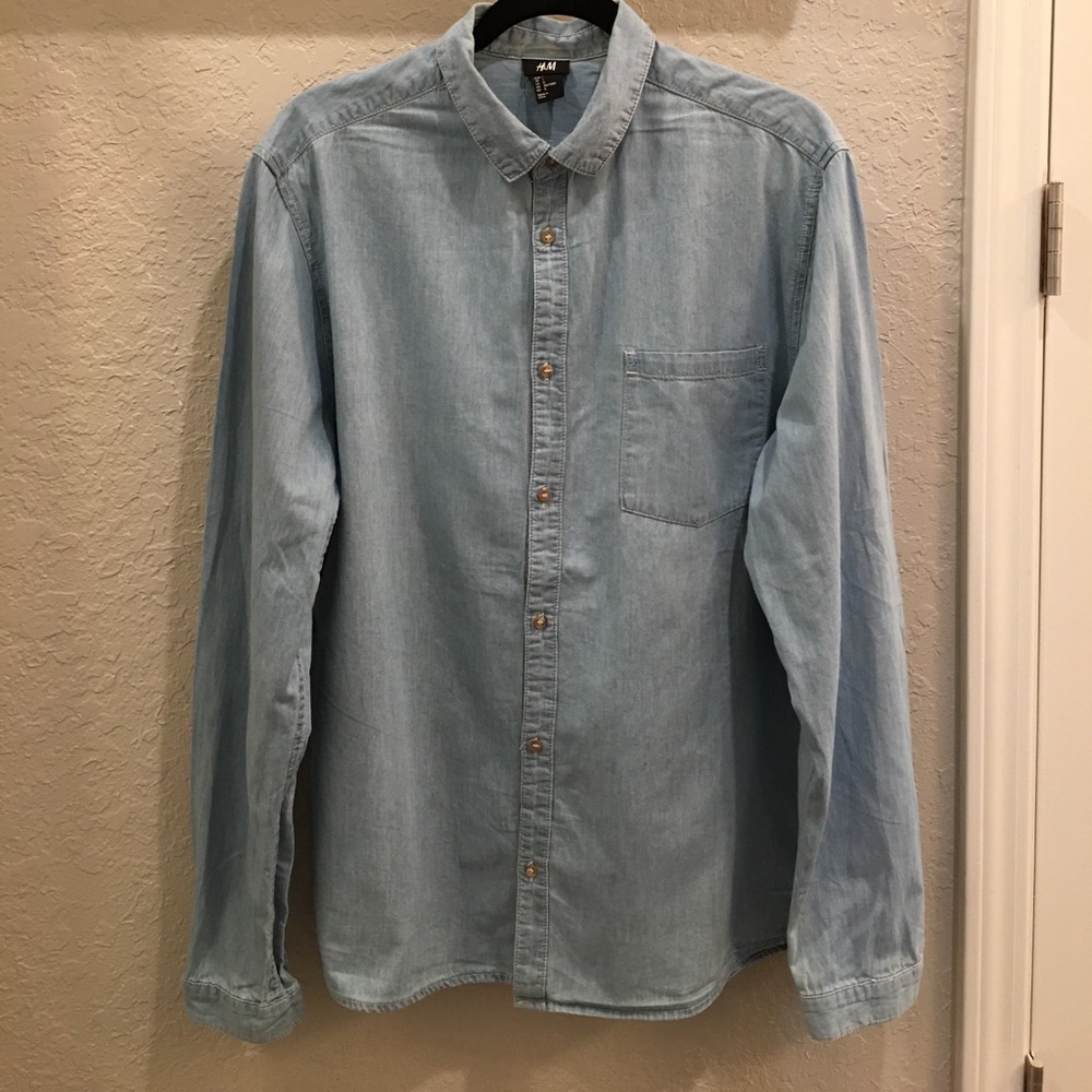 H&M dress shirt.