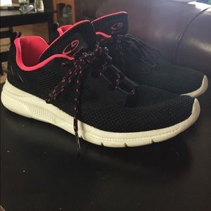 Cushion Fit Sneakers