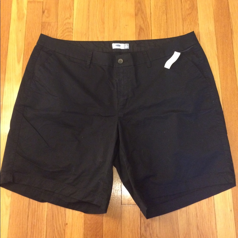 NWT OLD NAVY BLACK SHORTS