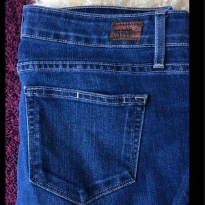 Paige Denim Skyline Peg Jeans (size 31)