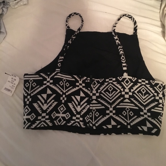 Akira woven tribal crop top with tags - Picture 2 of 2