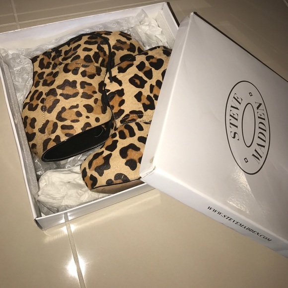 Wore them once. With original box - Picture 1 of 3