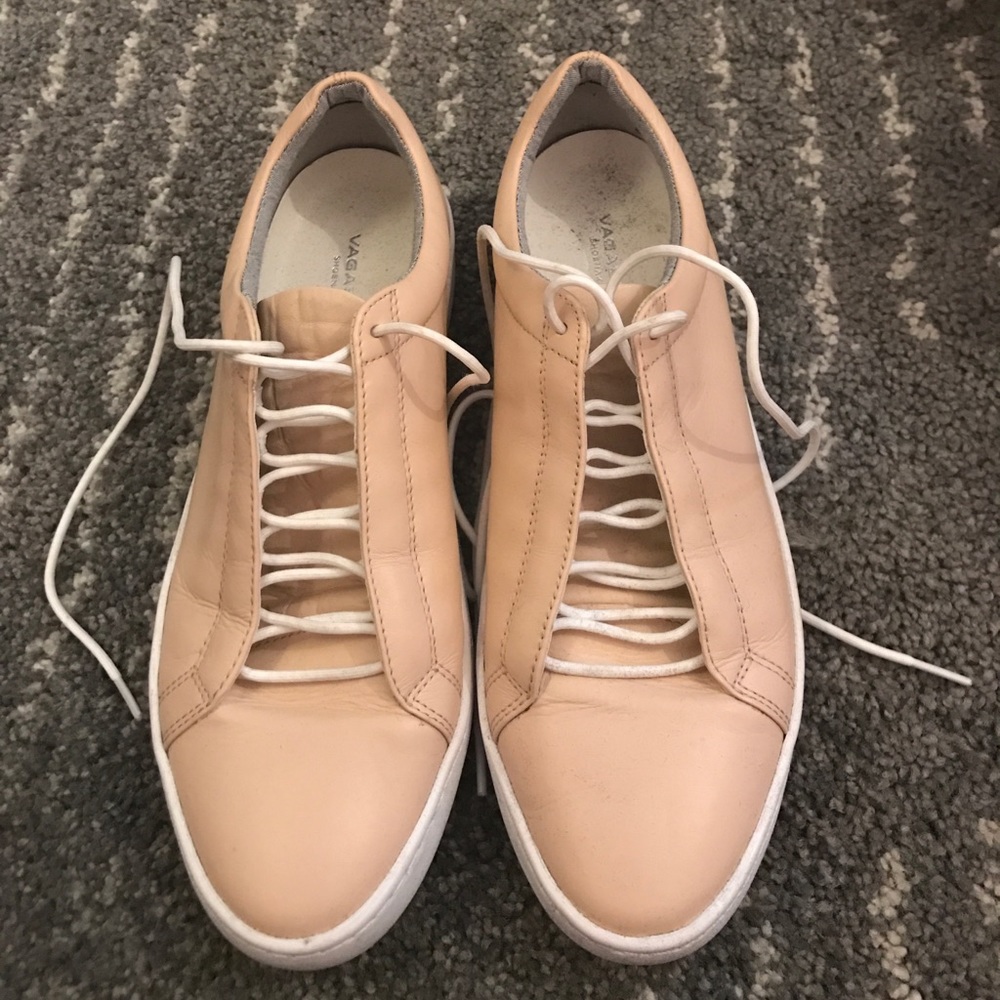 Vagabond sneakers