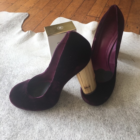 Tory Burch Shoes - Tory Burch Iconic bamboo heel