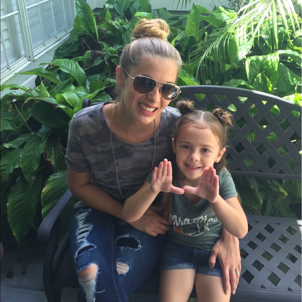 Meet your Posher, Stephanie