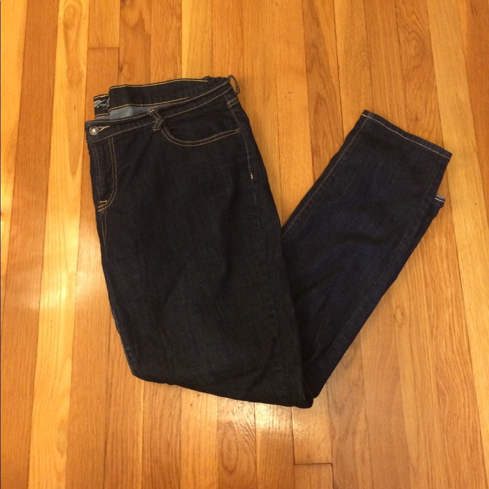 OLD NAVY flirt jeans dark wash