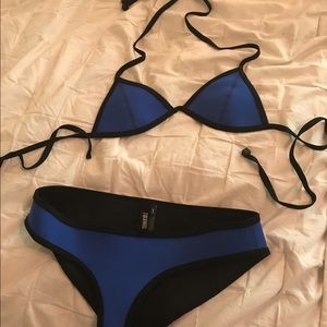 TRIANGL Bikini Set