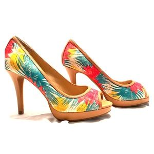Floral Antonio Melani Open-toe heels 8M