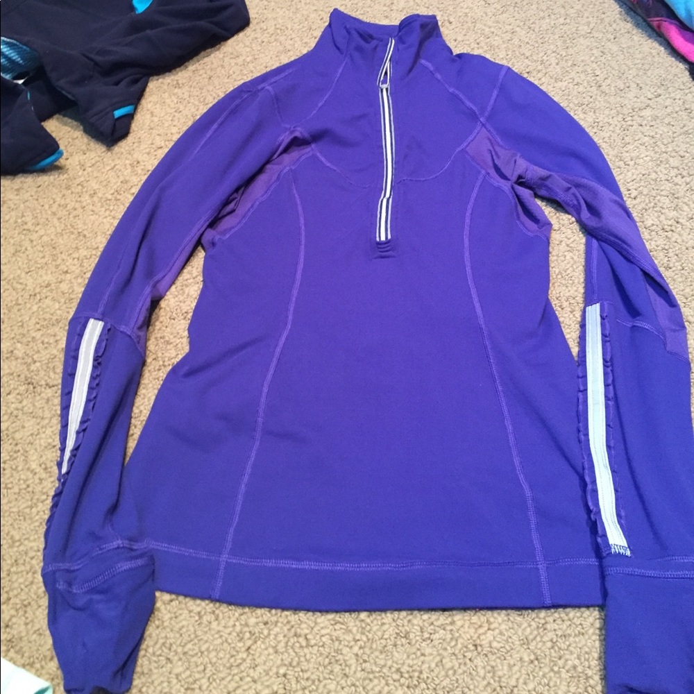 Blue pullover