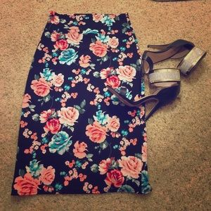 🌸Floral Pencil Skirt🌸