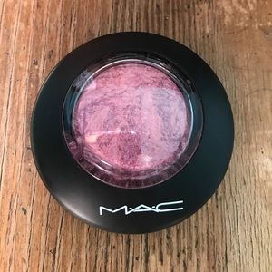 MAC Please Yourself Mineralize Blush