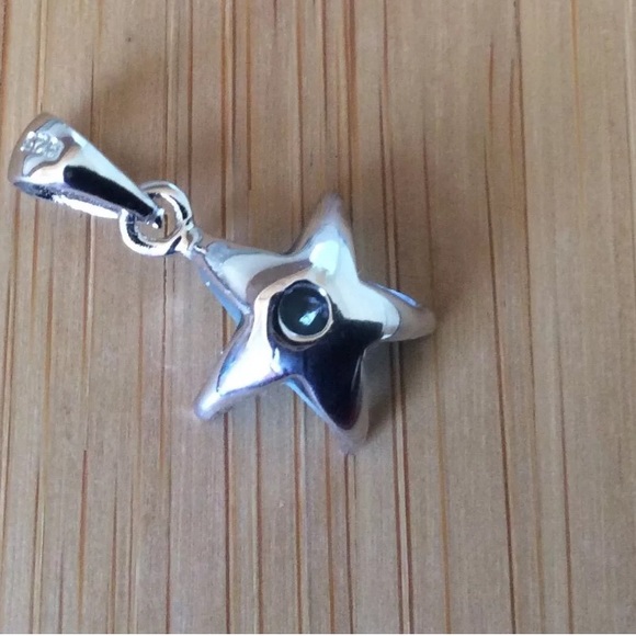 925sterlingsilver star pendant Aqua cubic zirconia - Picture 3 of 3