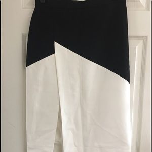 BCBG Black and White Pencil skirt