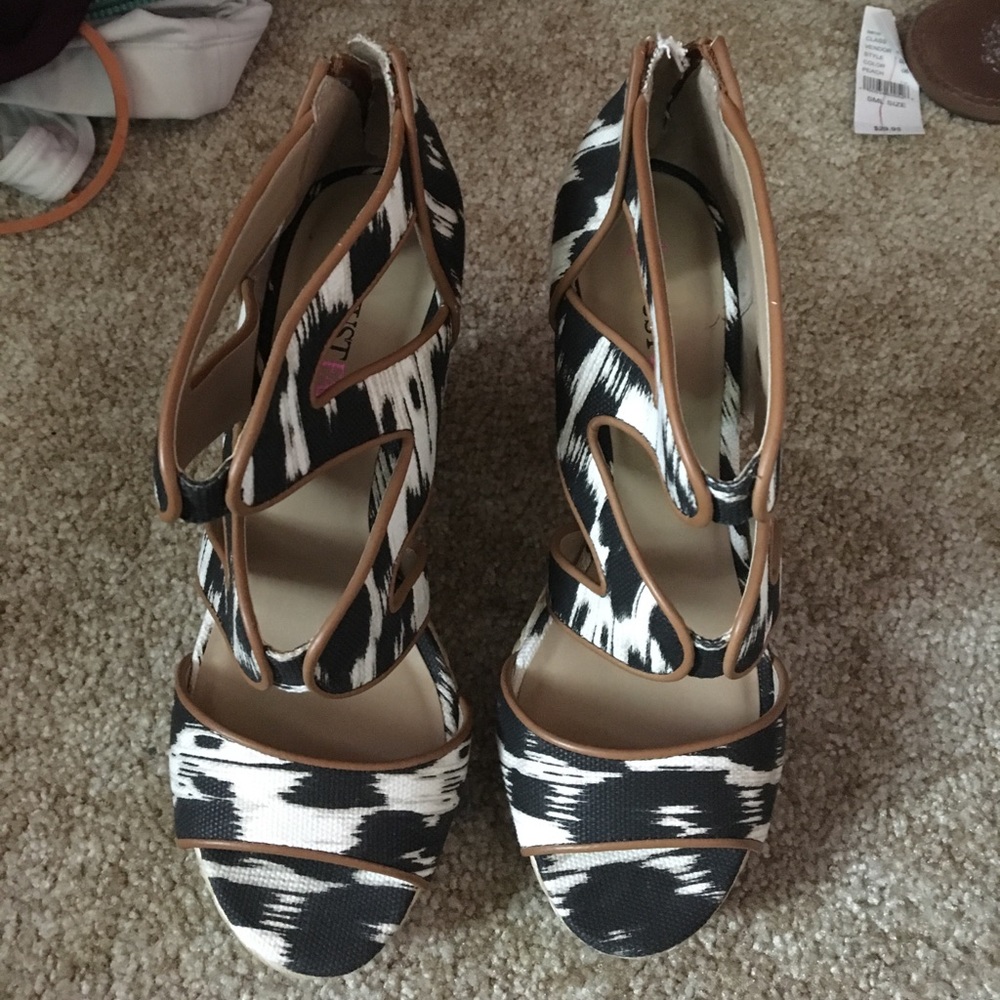 Wedges - Picture 4 of 5