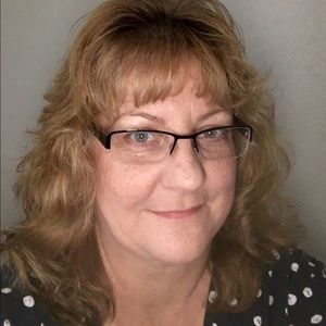 Meet your Posher, Sharon