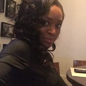 Meet your Posher, Phylicia