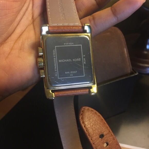 Michael Kors watch - Picture 2 of 4