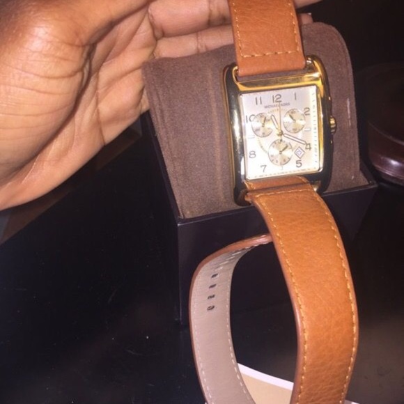 Michael Kors watch - Picture 3 of 4