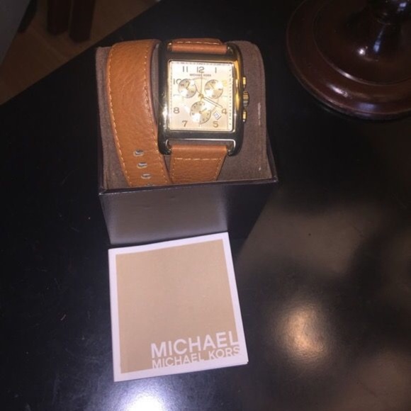 Michael Kors watch - Picture 4 of 4