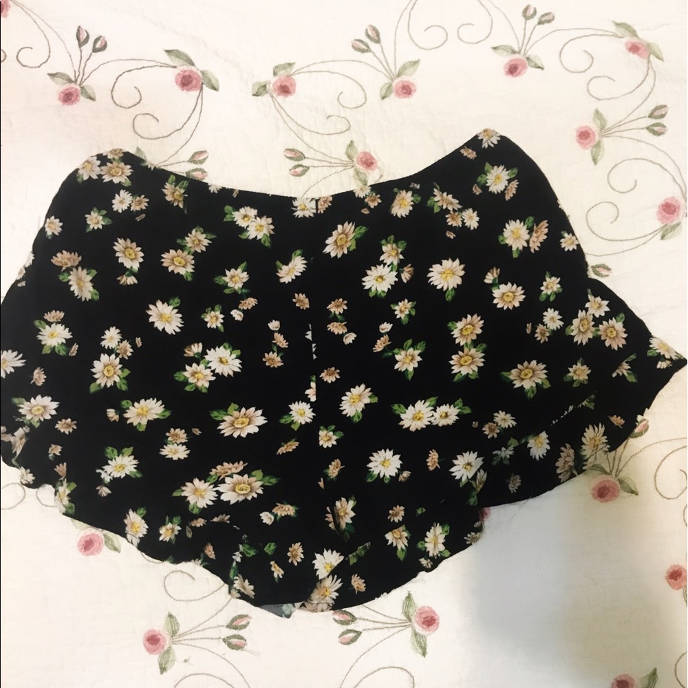 Floral shorts🌻✨🌸