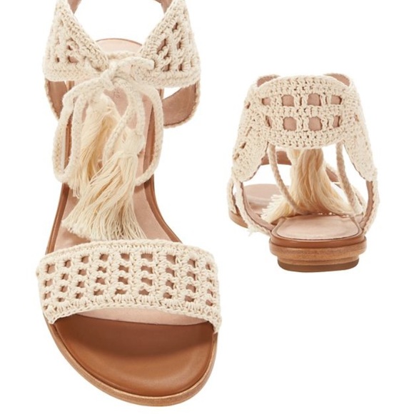 ❌SOLD❌ Joie Jolee Crochet Cream Flat Sandals - Picture 2 of 6
