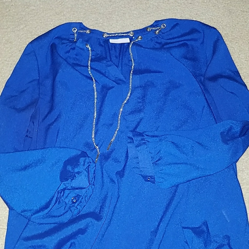 blouse