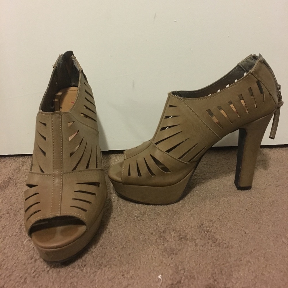 Brown pleather heels