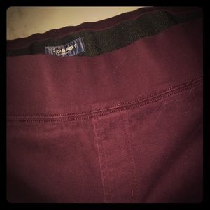 ✨CLOSET CLEAR OUT✨Old Navy "Rockstar" maroon pants