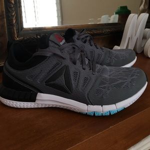 NEW Reebok ZPRINT tried on inside but never worn.