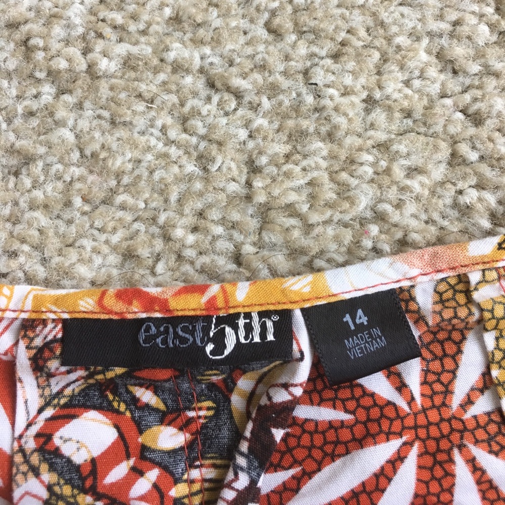 Like new Tribal print skirt - Picture 6 of 6