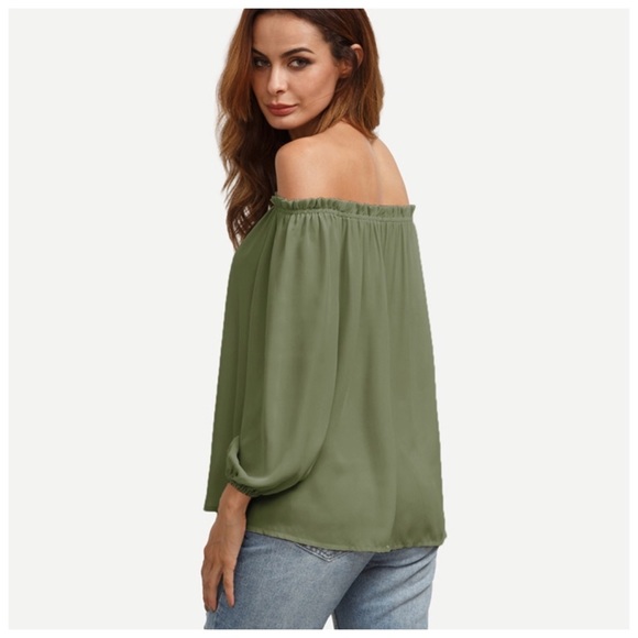 ‼️PRICE FIRM LAST CALL Off The Shoulder  Top - Picture 2 of 6