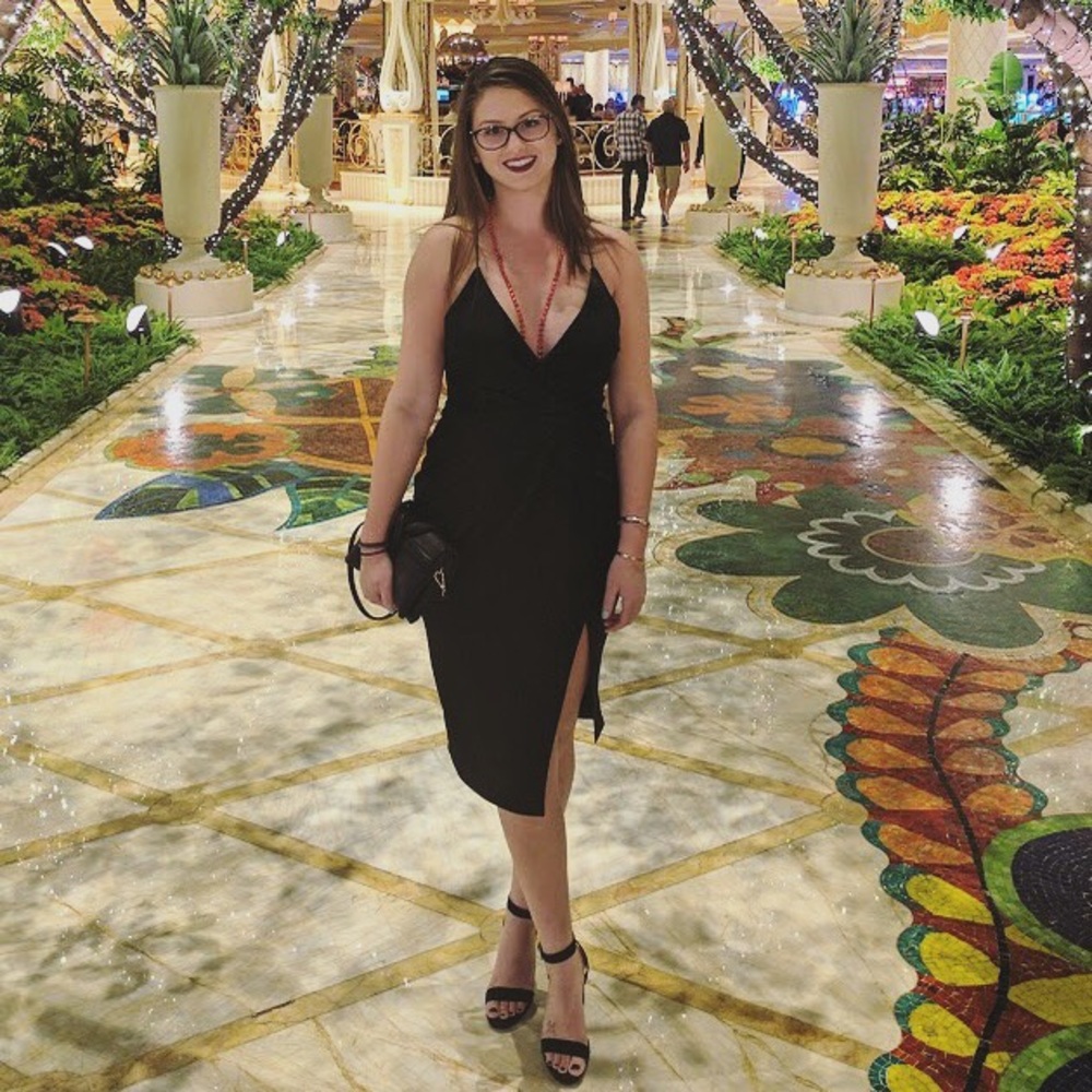 Meet your Posher, Victoria