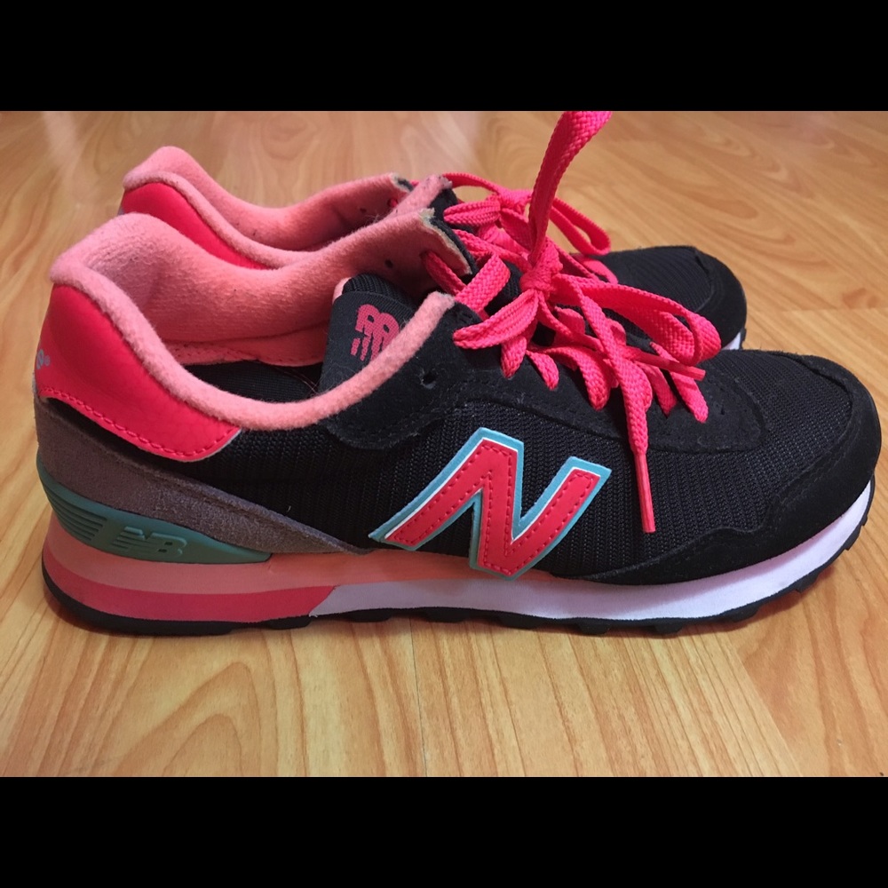 New Balance Classic Sz 6.5 Wmns