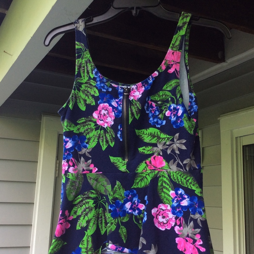 🌷Express top - Picture 3 of 5