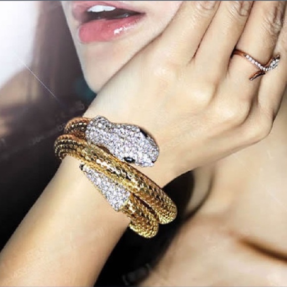 Vintage Rhinestone Snake Cuff Bracelet 🐍💎 - Picture 2 of 6
