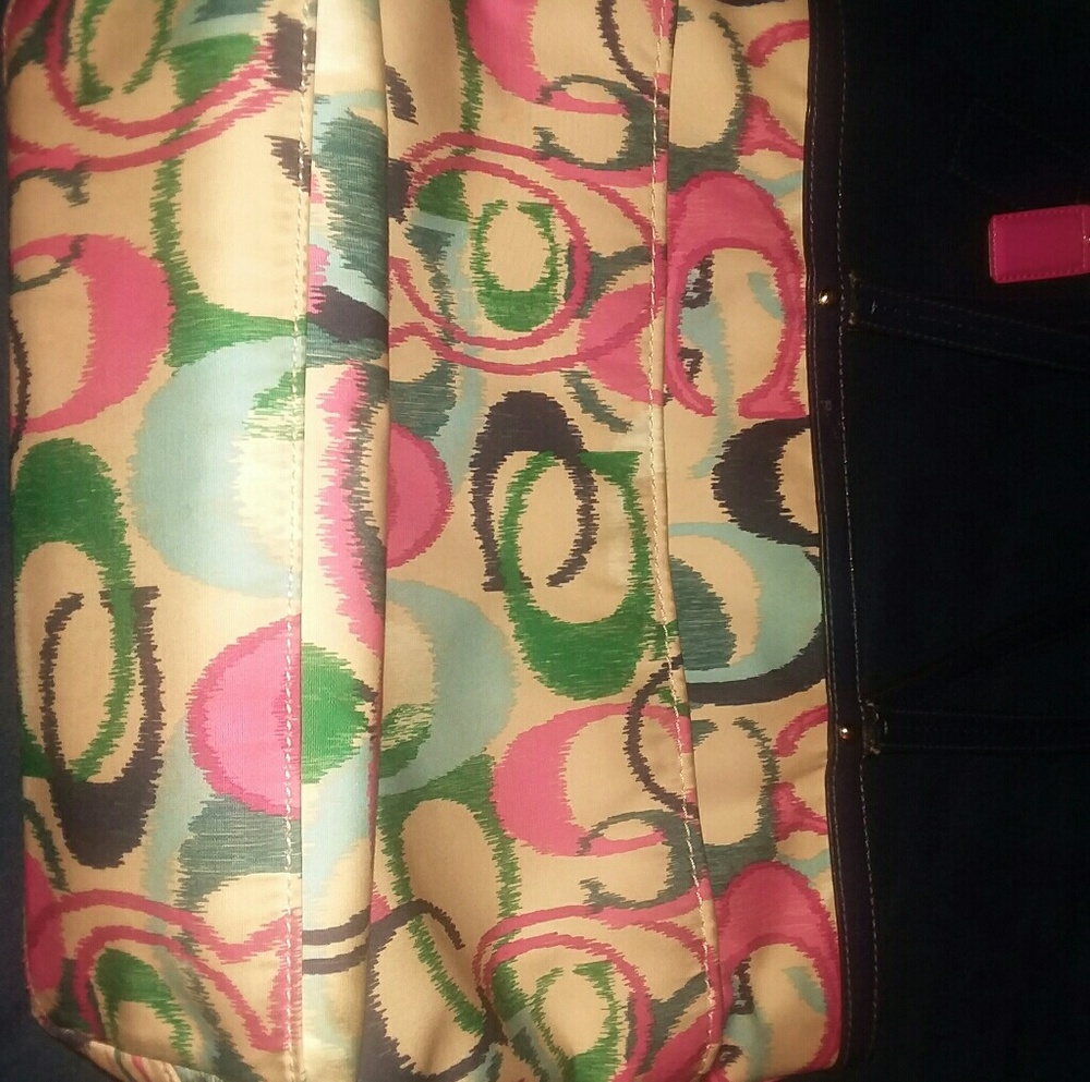 Coach Purse 100% Authentic - Picture 3 of 4