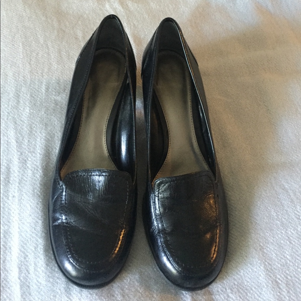 Bandolino slip on heels