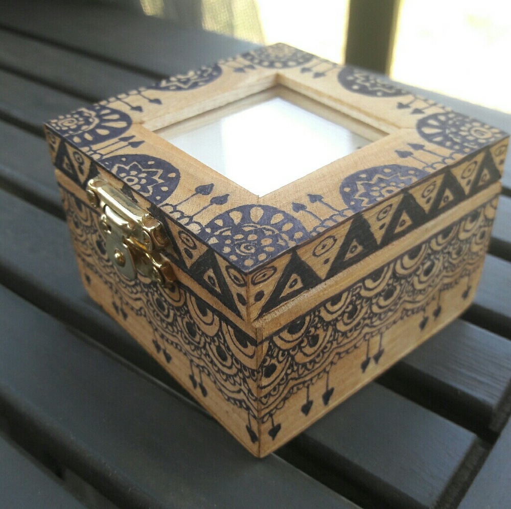 Henna Design Jewelry Box
