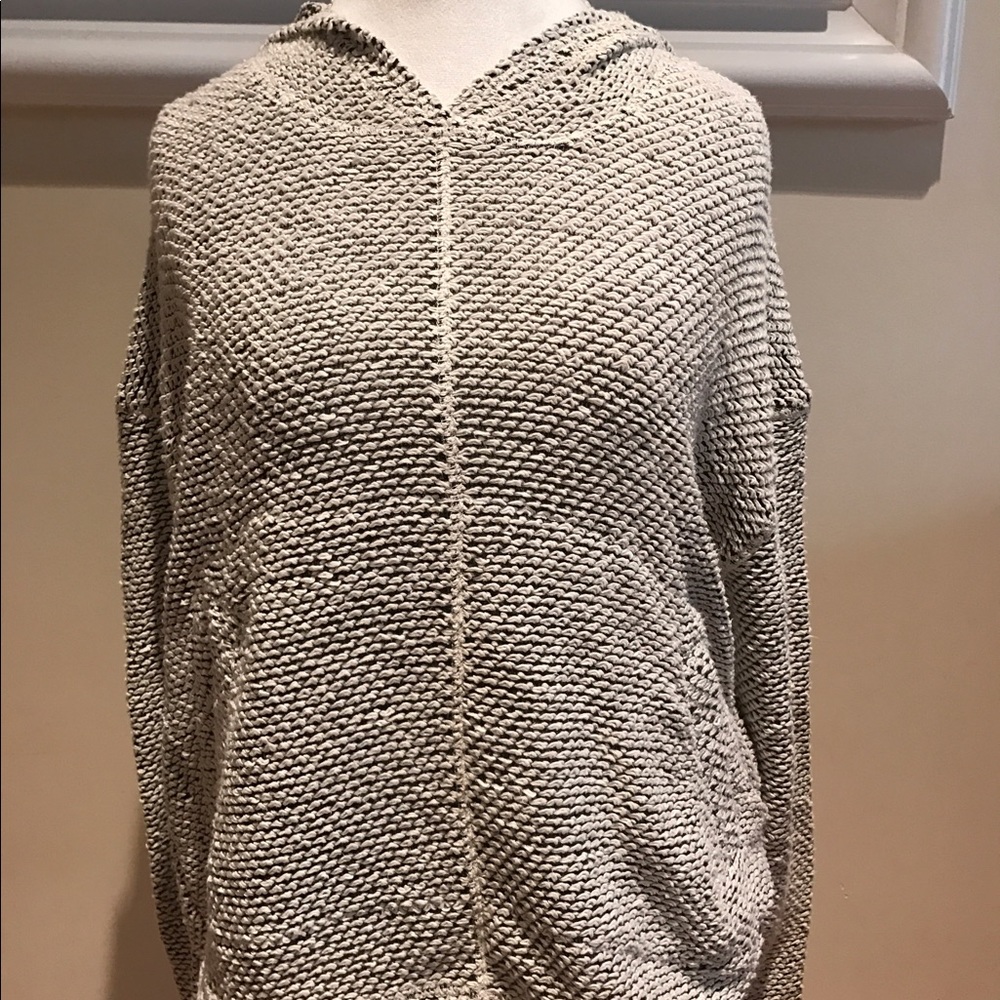 NWT White Crow hoodie!!