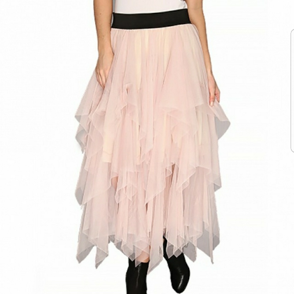 PRICE ⬇️ FREE PEOPLE 🍒TUTTI FRUITI🍉 TULLE SKIRT