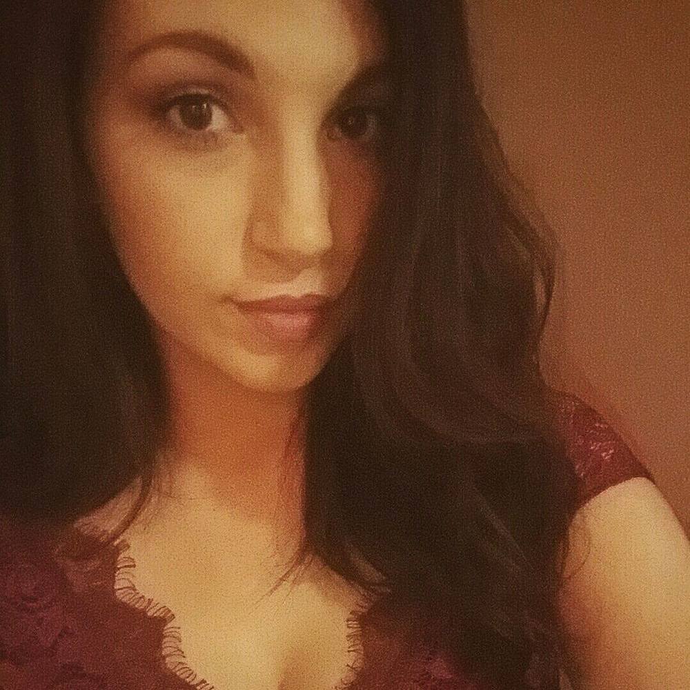 Meet your Posher, Amelia