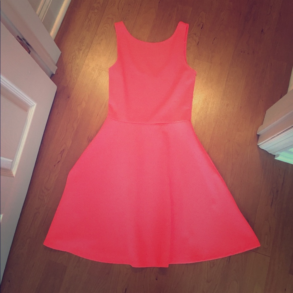 Hot pink h&m skater dress- never worn!