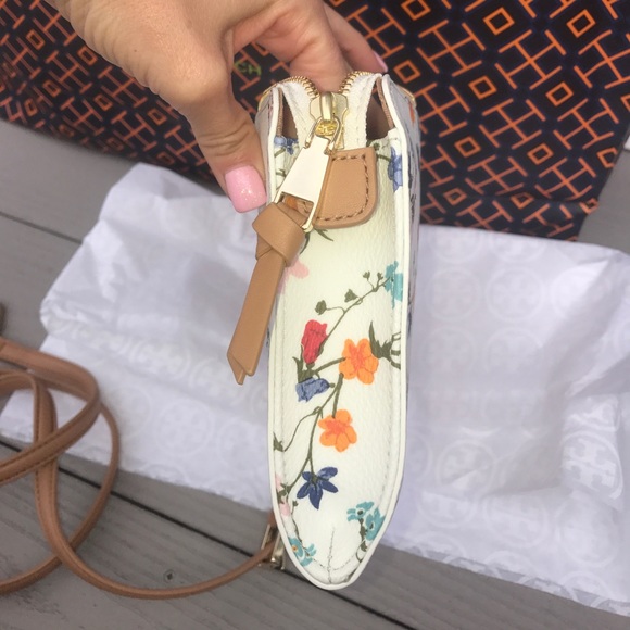 Tory Burch Kerringron Crossbody - Picture 4 of 8