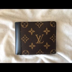 Louis Vuitton monogram wallet for men Louis Vuitton monogram wallet for men