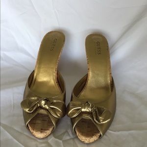 Use sandals in very good conditions!