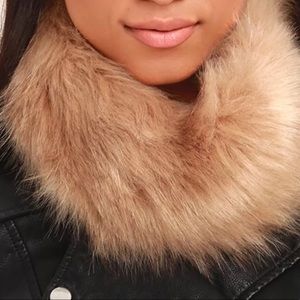 Slope Star Light Brown Faux Fur Infinity Scarf