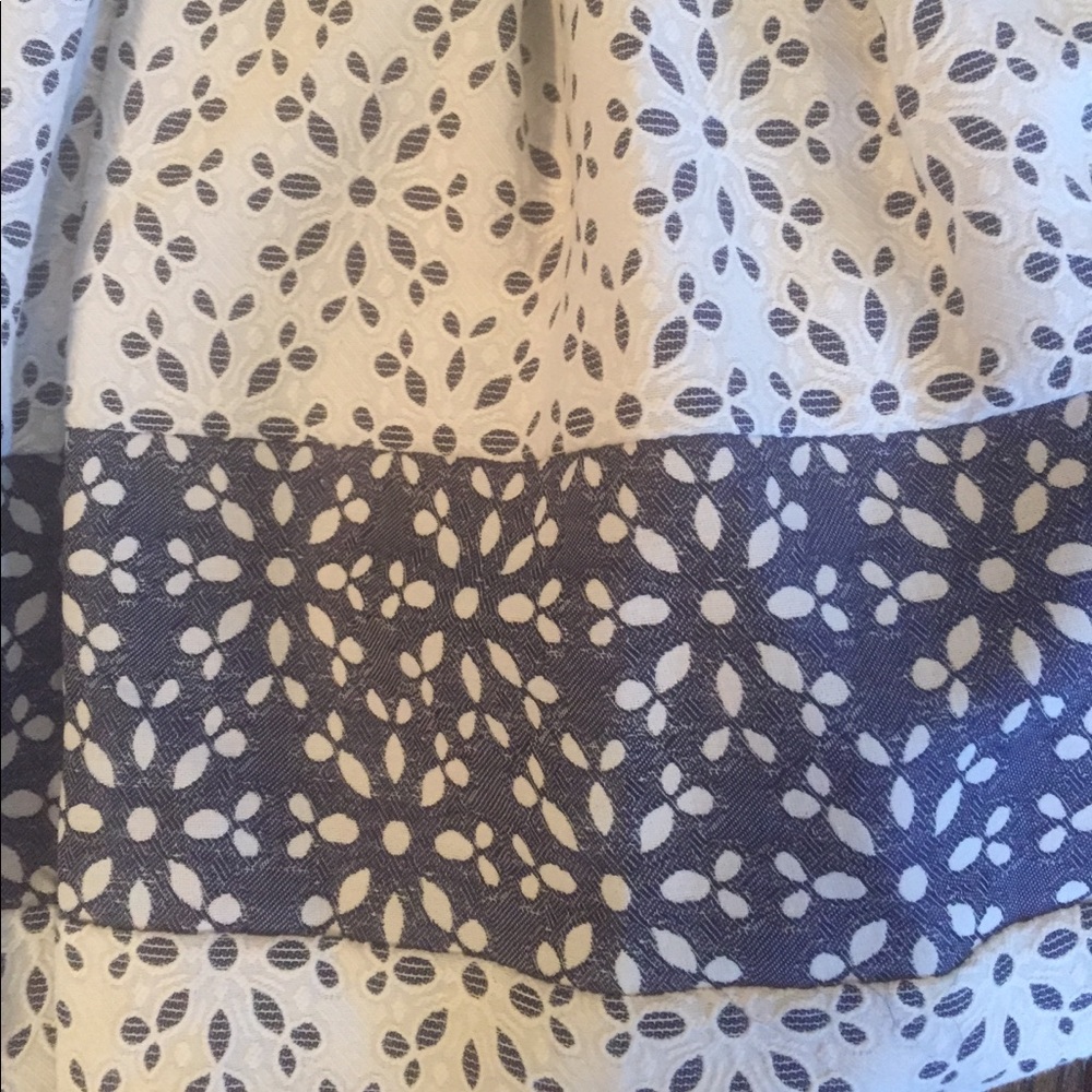 😍 Adorable!!! ASOS Petite eyelet dress w/ cutouts - Picture 5 of 7