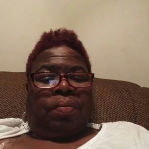 Meet your Posher, Beverly